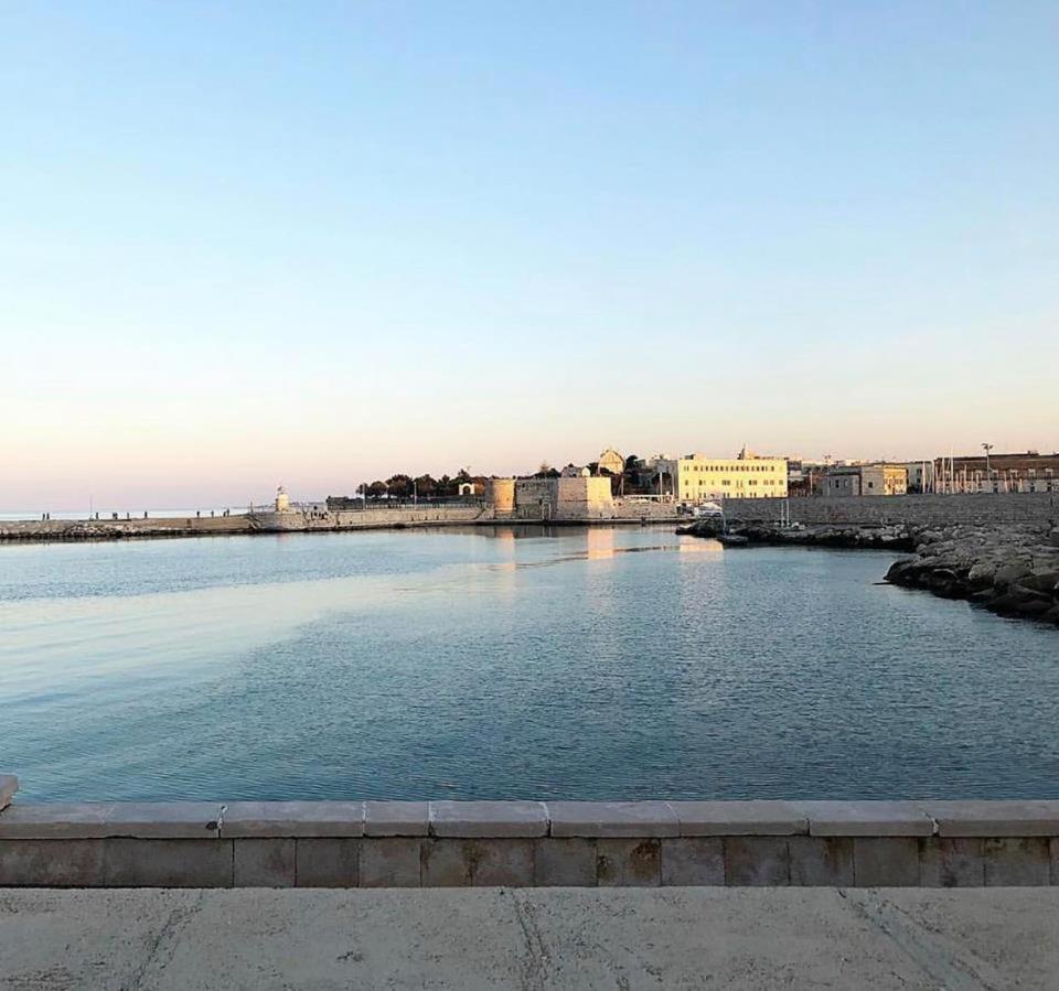 B&B Millevoglie Trani Buitenkant foto